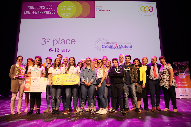 Mini-entreprise du lycée professionnel Pierre de Coubertin, Calais, lors de la remise des prix 2017-2018 à Lille Grand Palais.